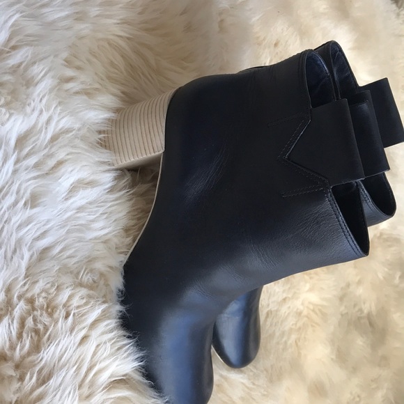 Mercedes Castillo Ankle Boots - Picture 2 of 8